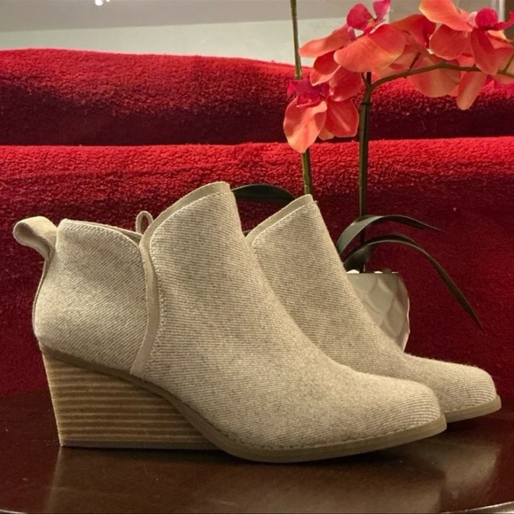 Toms Kaia Wedge Bootie Oatmeal Tweed - Picture 1 of 9
